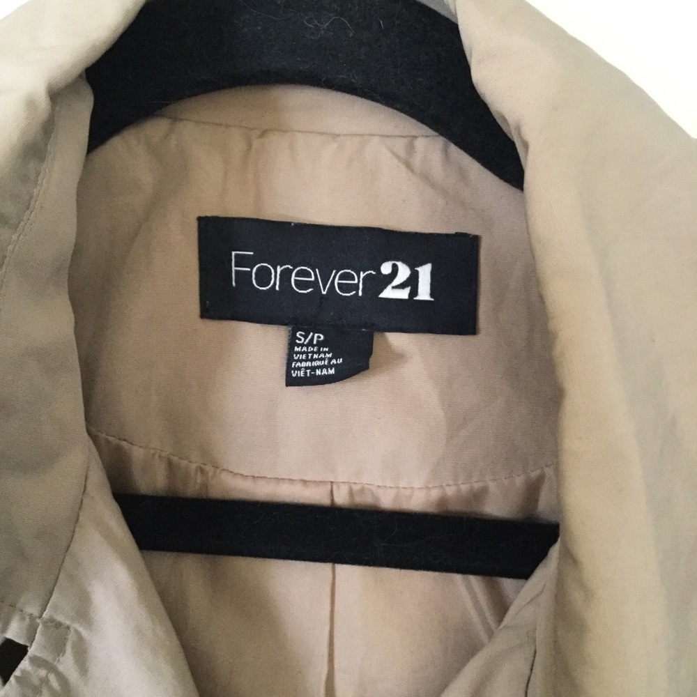 Rain jacket - Picture 4 of 6